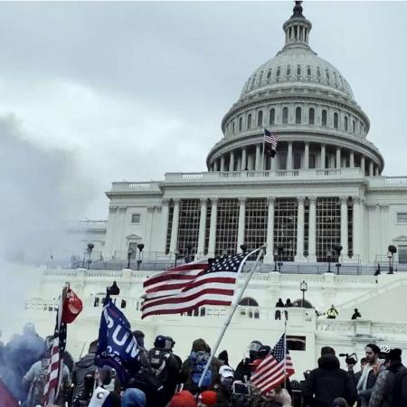 Cine. Capitolio vs. Capitolio