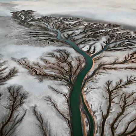 Edward Burtynsky. Agua