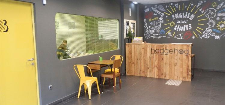 Imagen Hedgehog School of English